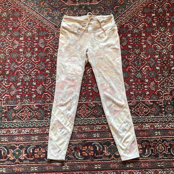 Free People Movement Daybreak Legging - NEW - Picture 1 of 8